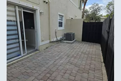 [Address not provided], Pembroke Pines, FL 33028 - Photo 11