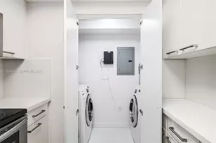 19501 W Country Club Dr, Aventura, FL 33180 - Photo 7