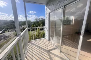 12290 NE 11th Ct, North Miami, FL 33161 - Photo 7