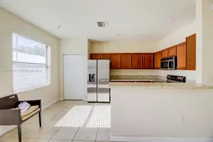 3316 W 91st Terrace, Hialeah, FL 33018 - Photo 17