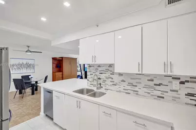 2501 S Ocean Dr #914 (available), Hollywood, FL 33019 - Photo 5