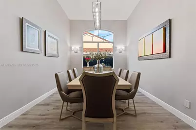 343 SW 187th Ter, Pembroke Pines, FL 33029 - Photo 9