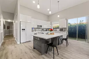 343 SW 187th Terrace, Pembroke Pines, FL 33029 - Photo 13