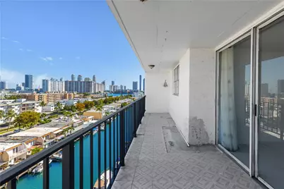 3545 NE 166th St #1004, North Miami Beach, FL 33160 - Photo 29