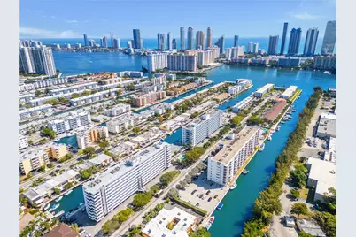 3545 NE 166th St #1004, North Miami Beach, FL 33160 - Photo 37