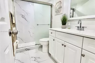 9330 Sunrise Lakes, Sunrise, FL 33322 - Photo 21