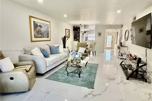 9330 Sunrise Lakes, Sunrise, FL 33322 - Photo 3