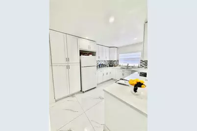 9330 Sunrise Lakes #304, Sunrise, FL 33322 - Photo 9