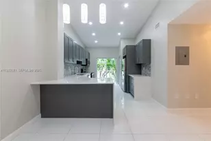 6990 NW 179th St, Hialeah, FL 33015 - Photo 5