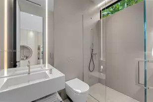 661 Melaleuca Ln, Miami, FL 33137 - Photo 41