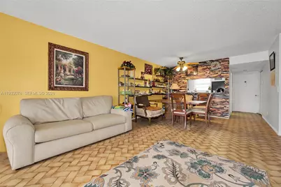 12027 S Greenway Cir #206, Royal Palm Beach, FL 33411 - Photo 5