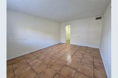 3600 NW 21st St #103, Lauderdale Lakes, FL 33311 - Photo 15