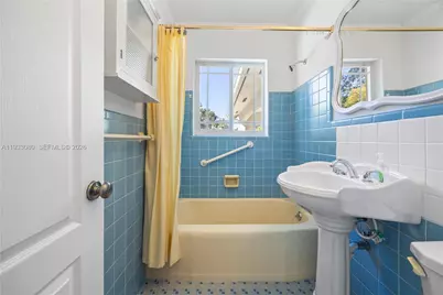 5685 SW 72nd Ave, Miami, FL 33143 - Photo 31