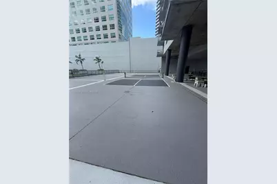 690 SW 1st Ct #1724, Miami, FL 33130 - Photo 15