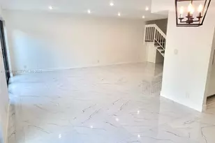 9723 N New River Canal Rd, Plantation, FL 33324 - Photo 11