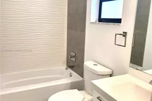 9723 N New River Canal Rd, Plantation, FL 33324 - Photo 21