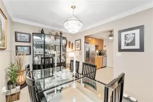 11960 NE 19th Dr, North Miami, FL 33181 - Photo 9