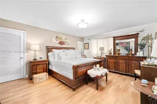 11960 NE 19th Dr, North Miami, FL 33181 - Photo 7