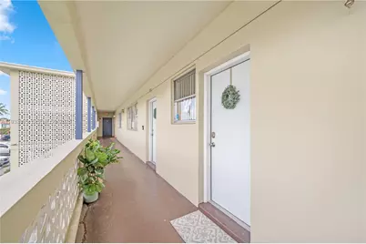 11960 NE 19th Dr #17, North Miami, FL 33181 - Photo 13