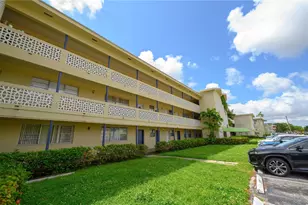 11960 NE 19th Dr, North Miami, FL 33181 - Photo 15