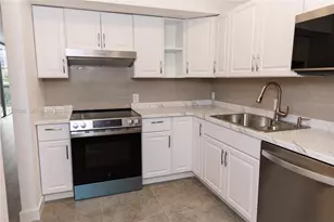 3625 N Country Club Dr, Aventura, FL 33180 - Photo 29