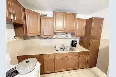 1829 N A St #51, Lake Worth, FL 33460 - Photo 3