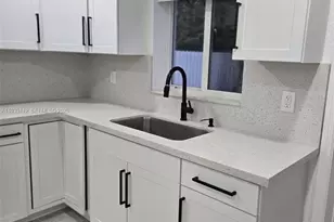 4425 SW 21st St, West Park, FL 33023 - Photo 7