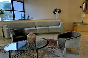 600 Parkview Dr, Hallandale Beach, FL 33009 - Photo 15