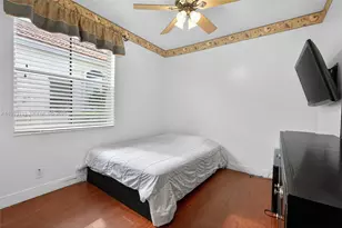 1162 Fairfield Meadows Dr, Weston, FL 33327 - Photo 11