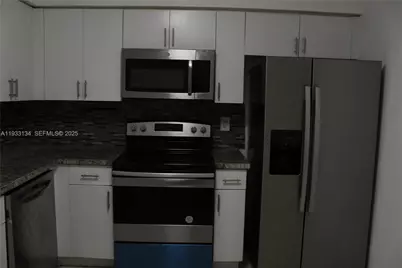 6651 Custer St, Hollywood, FL 33024 - Photo 7