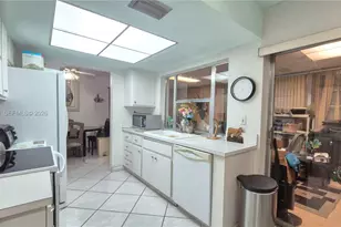 5715 NW 84th Terrace, Tamarac, FL 33321 - Photo 17