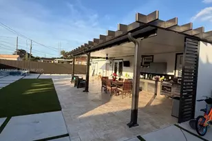 5168 E 8th Ln, Hialeah, FL 33013 - Photo 17