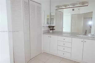 20515 E Country Club Dr, Aventura, FL 33180 - Photo 33