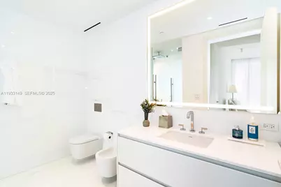300 Biscayne Boulevard Way #1901, Miami, FL 33131 - Photo 33