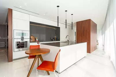 300 Biscayne Boulevard Way #1901, Miami, FL 33131 - Photo 19