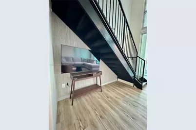 300 S Biscayne Blvd #L-1210, Miami, FL 33131 - Photo 15