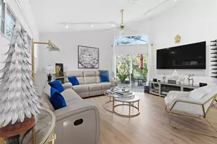 2019 Cove Ln, Weston, FL 33326 - Photo 11