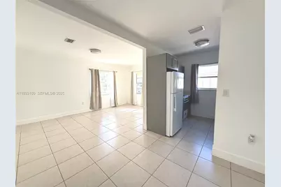 2313 NW 14th St #3, Miami, FL 33125 - Photo 7