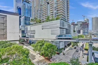 31 SE 6th St #805, Miami, FL 33131 - Photo 27