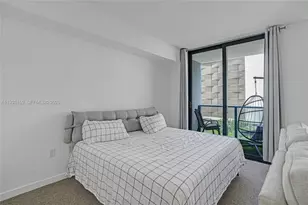 31 SE 6th St, Miami, FL 33131 - Photo 11