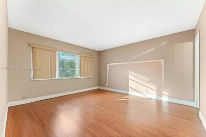 8901 S Hollybrook Blvd #303, Pembroke Pines, FL 33025 - Photo 31