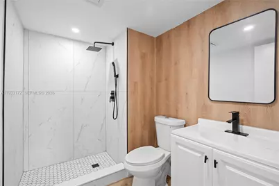 8901 S Hollybrook Blvd #303, Pembroke Pines, FL 33025 - Photo 3