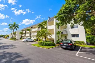 8901 S Hollybrook Blvd, Pembroke Pines, FL 33025 - Photo 37