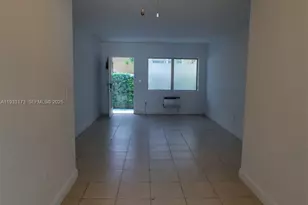 825 Euclid Ave, Miami Beach, FL 33139 - Photo 9