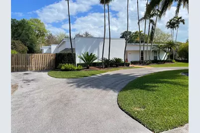 17025 SW 80th Ct, Palmetto Bay, FL 33157 - Photo 1