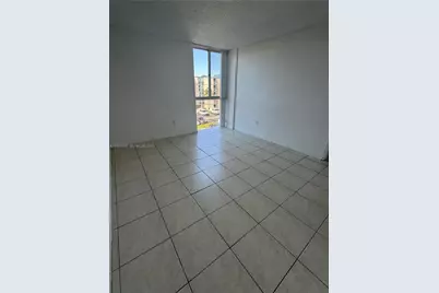 7075 NW 186th St #C409, Hialeah, FL 33015 - Photo 7
