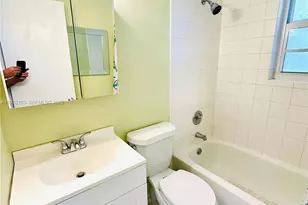 540 15th St, Miami Beach, FL 33139 - Photo 17