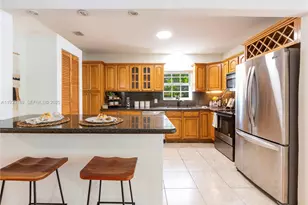 339 Falcon Ave, Miami Springs, FL 33166 - Photo 9