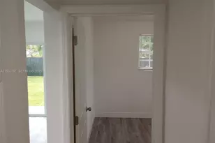 7625 NW 14th Ct, Miami, FL 33147 - Photo 39