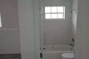 7625 NW 14th Ct, Miami, FL 33147 - Photo 23